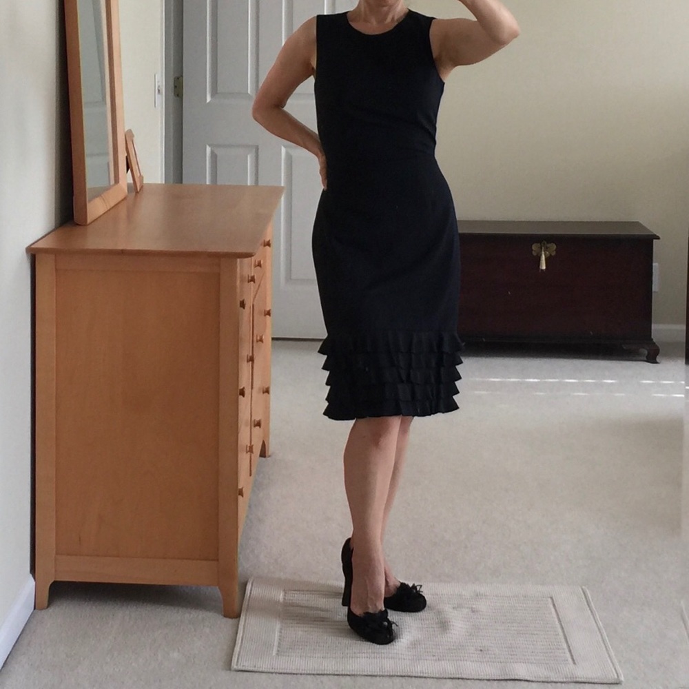 NWOT J Crew Ruffle Hem Sheath Dress Black Size 00 - Picture 3 of 15